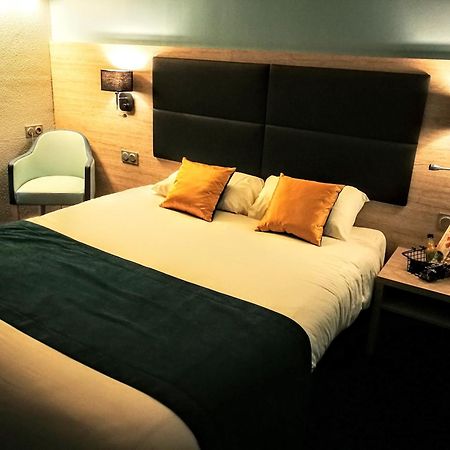 Brit Hotel ล็องดิวิโซ ภายนอก รูปภาพ