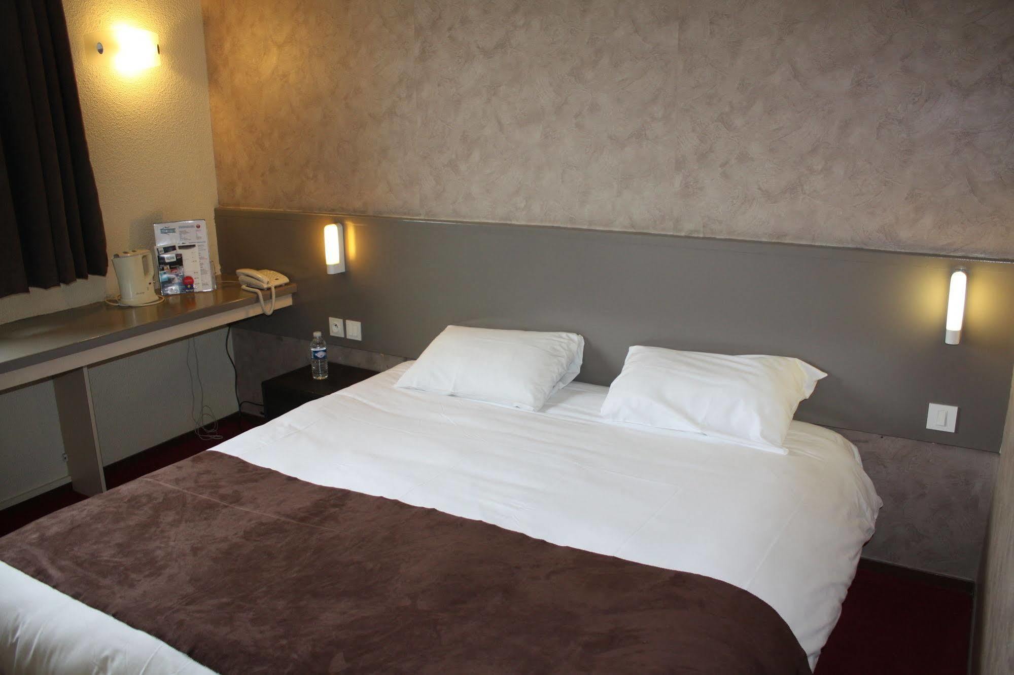 Brit Hotel ล็องดิวิโซ ภายนอก รูปภาพ